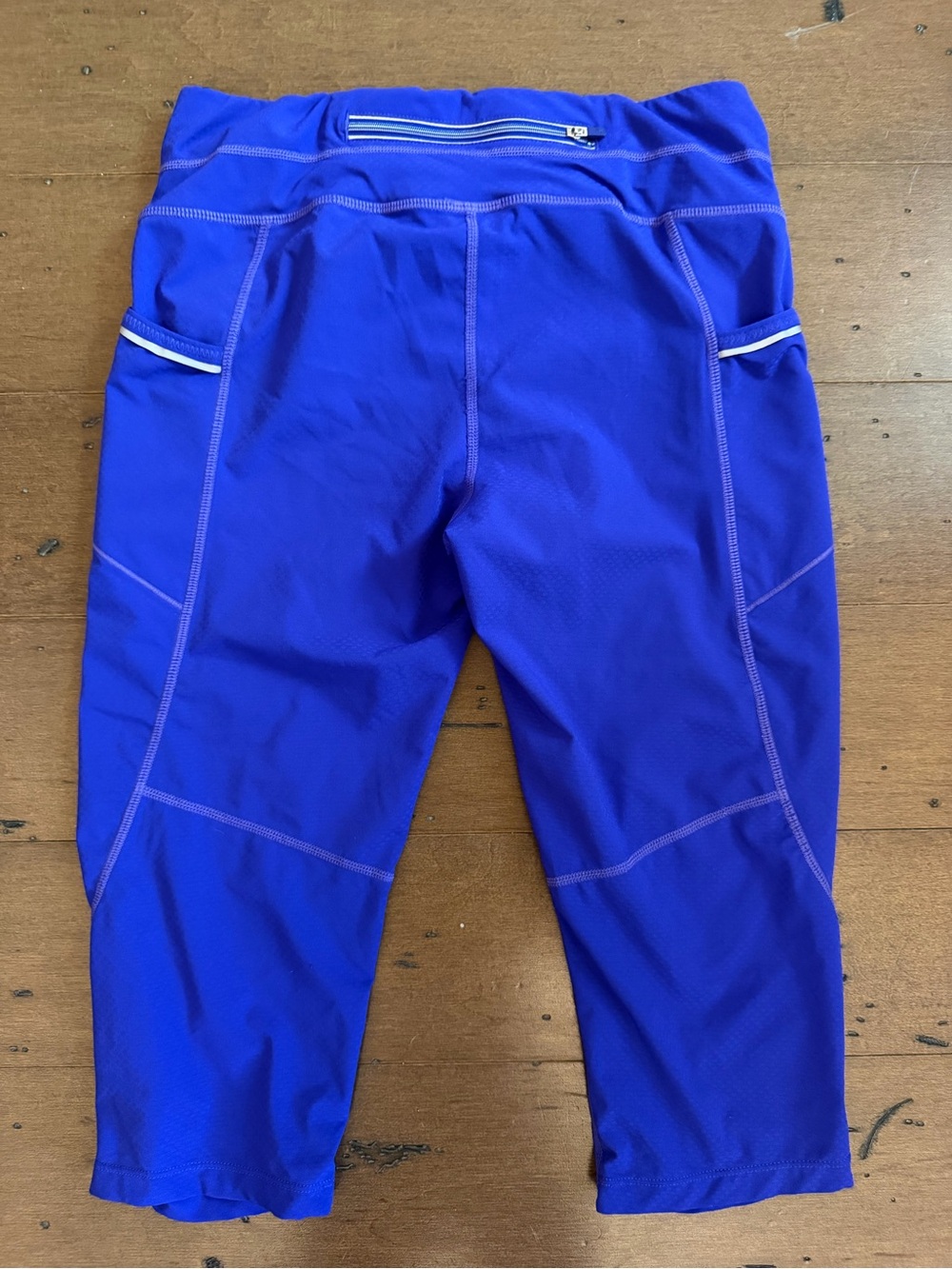 Athleta Dobby be Free Capri Leggings Purple Sapphire size small - Picture 5 of 5